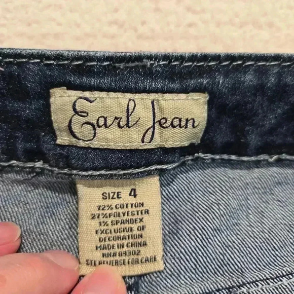 Earl Cropped Cuffed Straight leg Jeans Stud Rhinestone Embellished Women's 4 - Picture 13 of 13